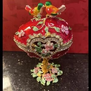 👸🏼Faberge Type Egg & Birds Hand Made With Crystals Hinged